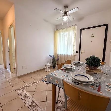 Dublino Apartment, 1 Fila Mare Rif A545 سان بنيديتّو ديل ترونتو